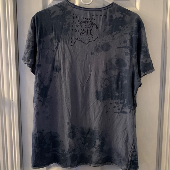 Men's shirt - Picture 2 of 3